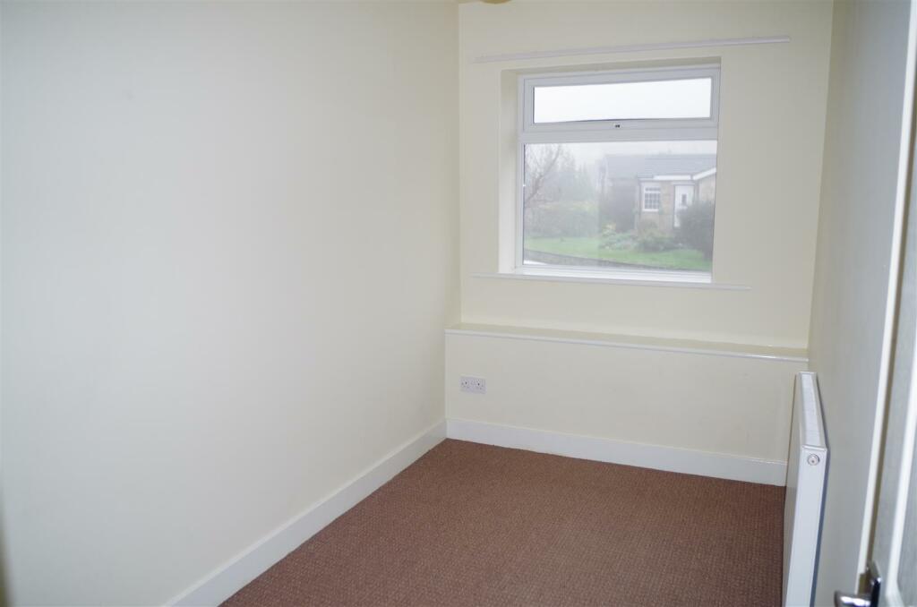 Additional image 8 of Shay Court, Heaton, BRADFORD
