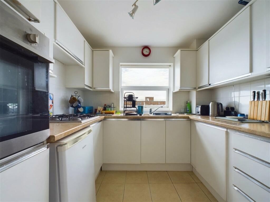 Additional image 5 of Kings Court, Brighton Road