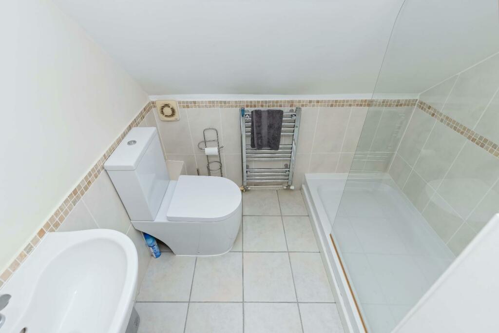 Additional image 25 of Derek Avenue, Hove