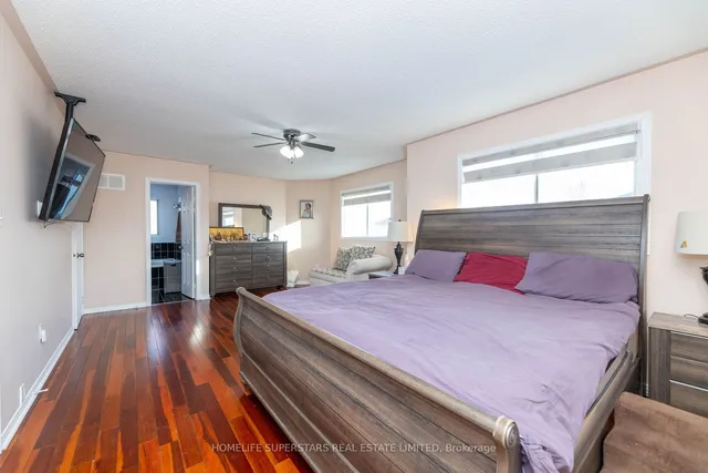 Additional image 23 of 39 Arborview Cres