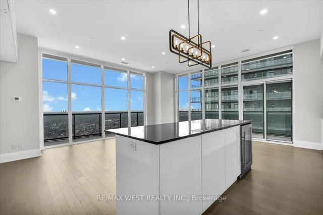 Additional image 6 of 56 Annie Craig Dr Unit UPH05