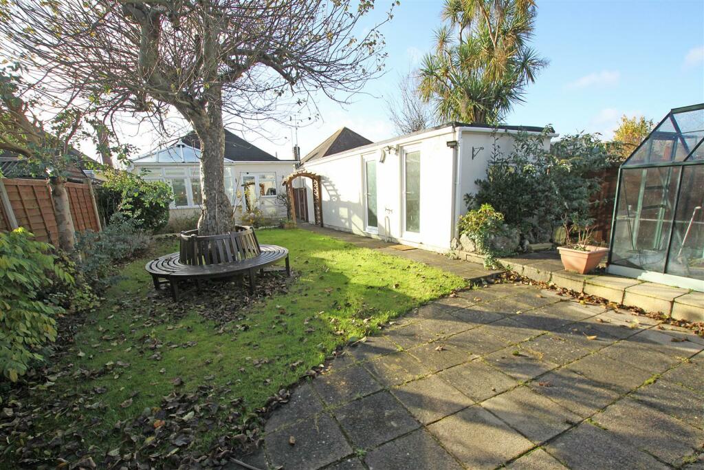 Additional image 15 of Huntfield Road, Bournemouth