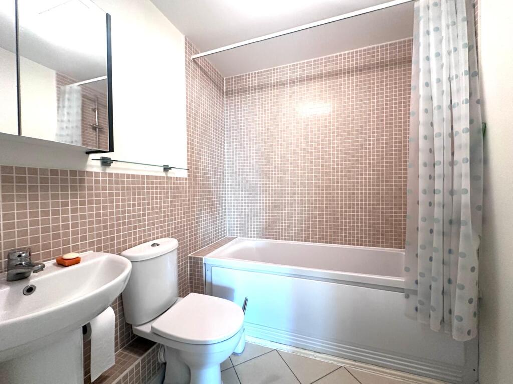 Additional image 7 of Murre House, Stone Close, Poole, BH15