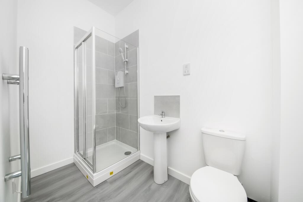 Additional image 8 of Card House, Bingley Road, Bradford, BD9 6FG