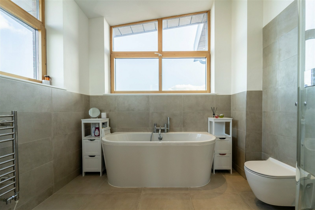 Additional image 25 of Richmond Gate, Richmond Hill Drive, Bournemouth, BH2 6LT