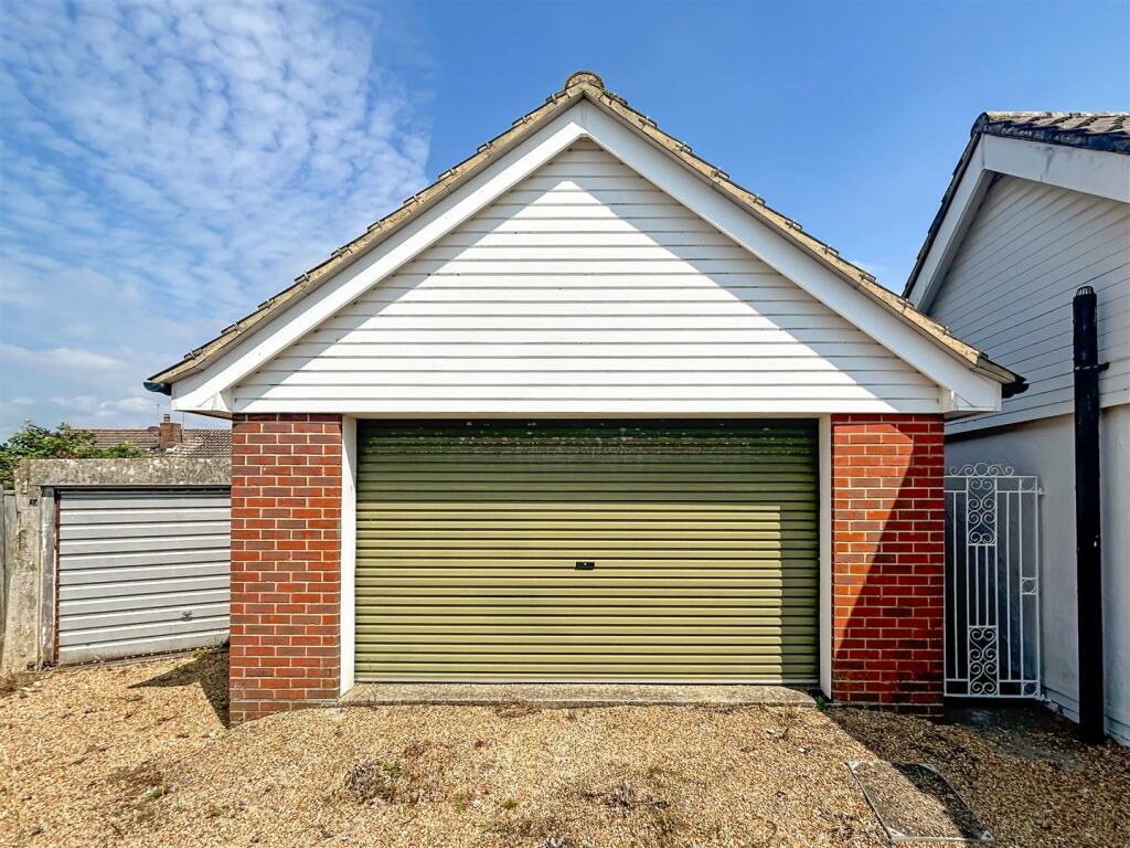 Additional image 4 of Parham Close, Littlehampton