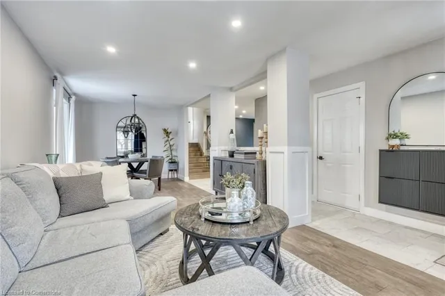 Additional image 9 of 5 Ventura Dr