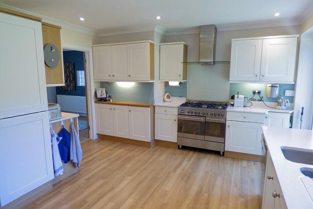 Additional image 8 of Greensleeves Avenue, Broadstone