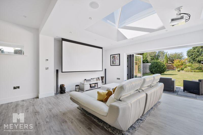 Additional image 8 of *NO CHAIN* Lulworth Avenue, Hamworthy, Poole, BH15