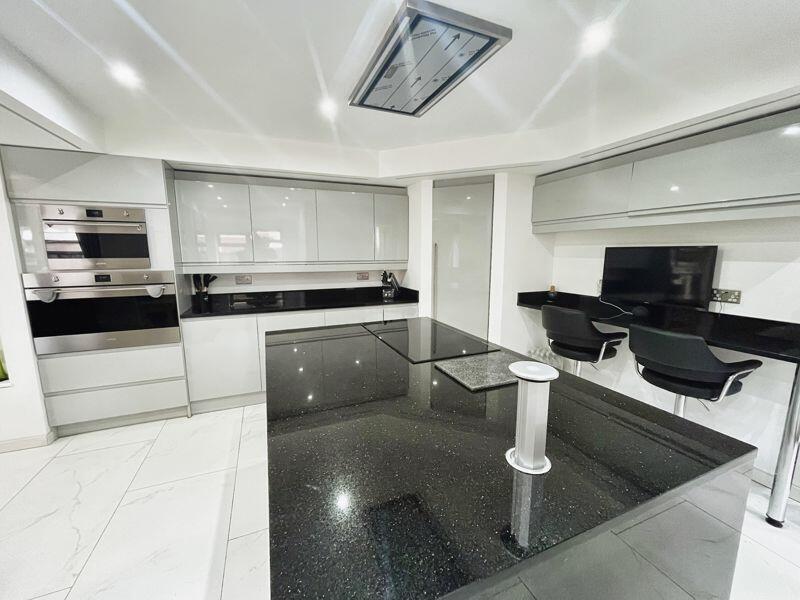 Additional image 6 of Heathfield, Farnworth