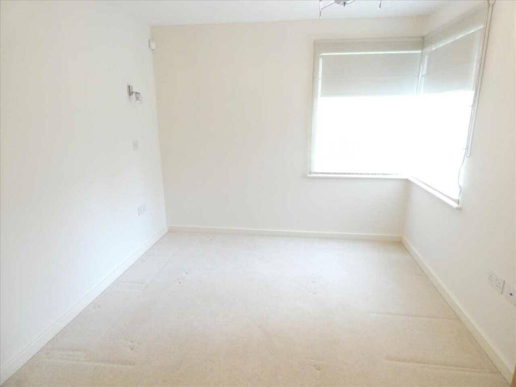 Additional image 9 of Blue Bay, 75-77 Boscombe Overcliff Drive, Bournemouth