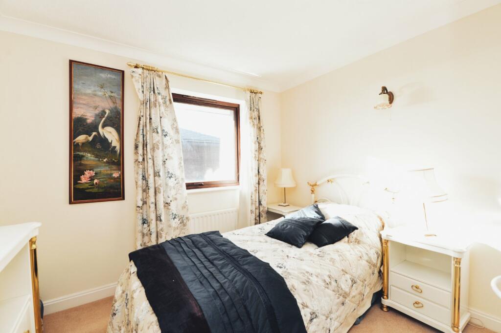 Additional image 10 of Barton Green, Barton on Sea, New Milton, Hampshire, BH25