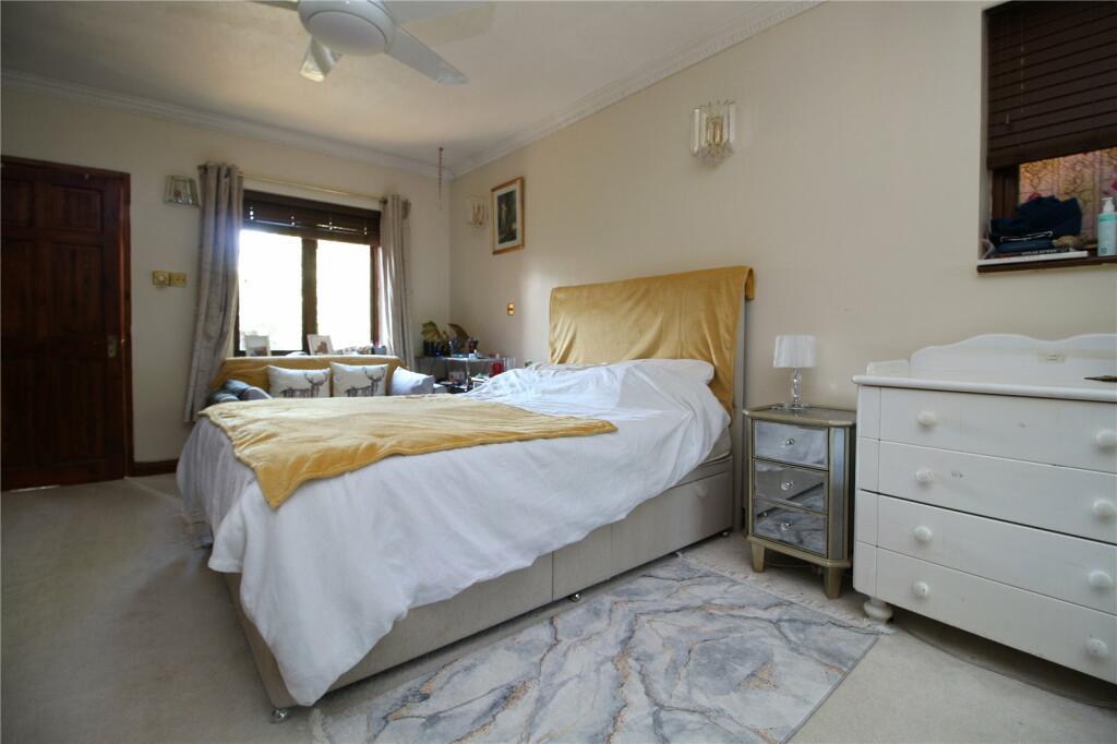 Additional image 15 of Oakwood Avenue, New Milton, Hampshire, BH25