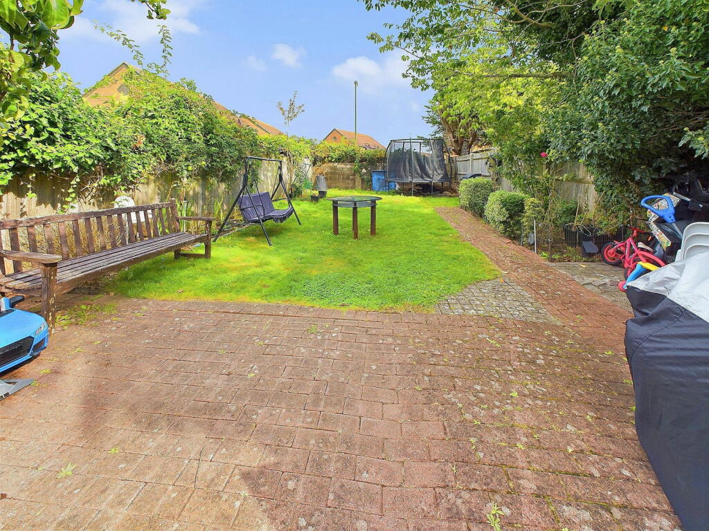 Additional image 12 of Rosslyn Road, Shoreham by Sea