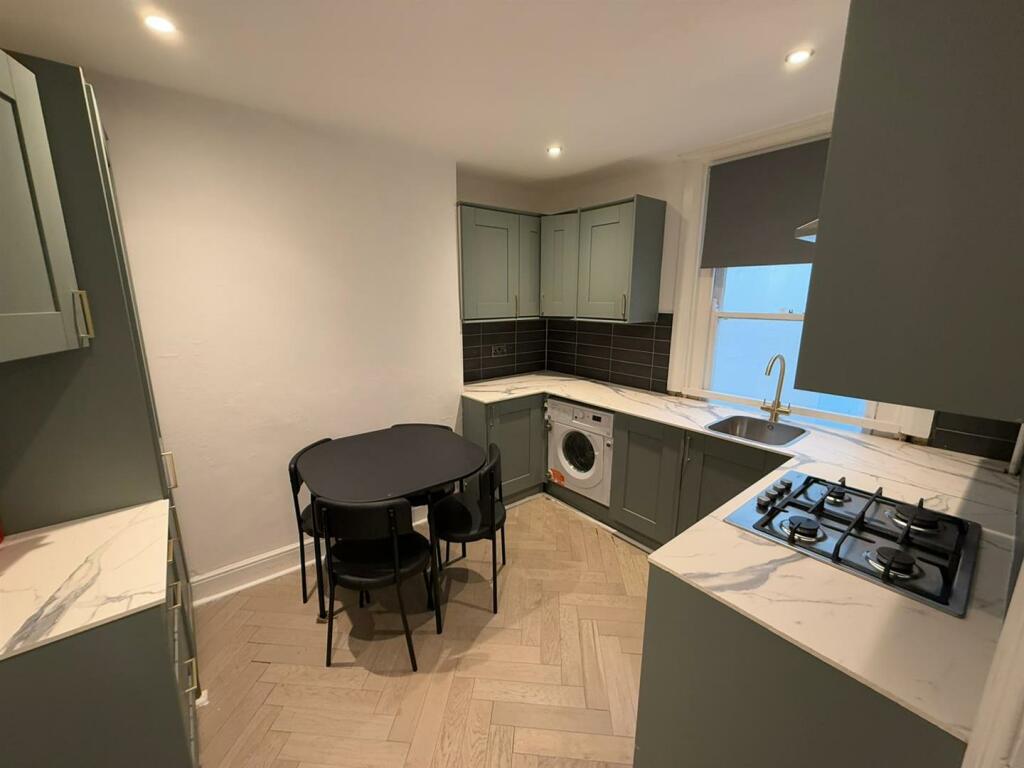 Additional image 17 of Clarence Square, Brighton