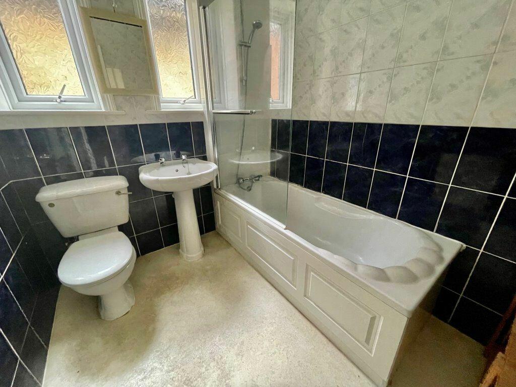 Additional image 4 of STUDENT HOUSE TEN BEDROOMS, WINTON (P07590)