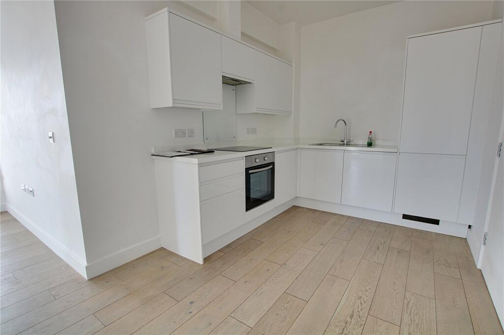 Additional image 8 of Skyline Apartments, 1 The Causeway, Worthing, West Sussex, BN12