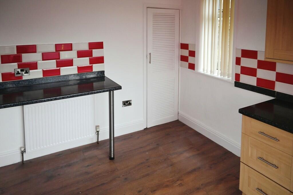 Additional image 20 of Oakbank Avenue, Keighley