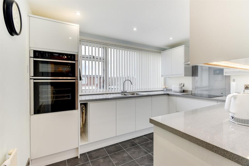 Additional image 13 of Grinstead Avenue, Lancing, BN15