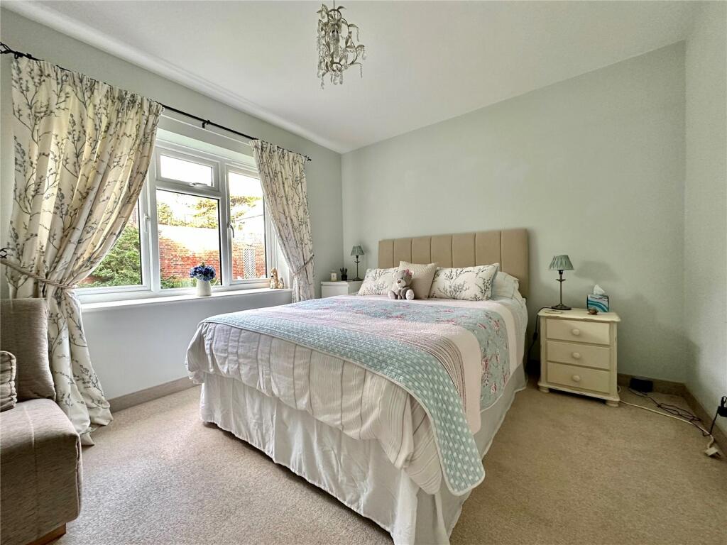 Additional image 9 of Chatsworth Gardens, Meads, Eastbourne, BN20