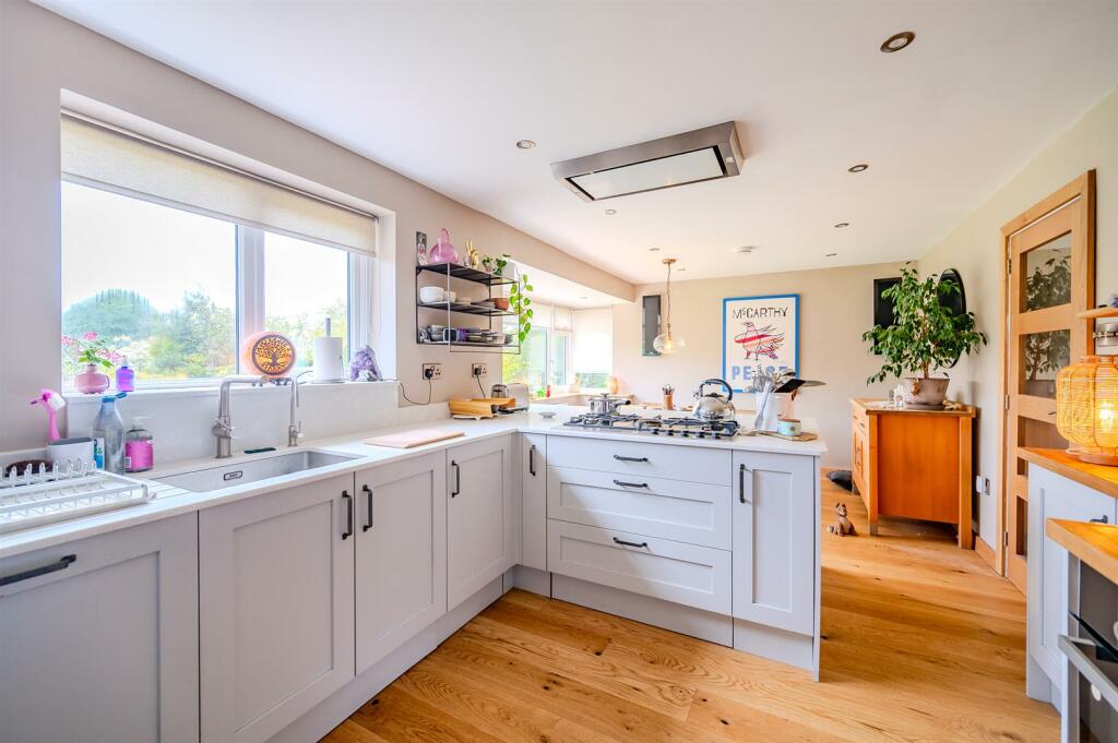 Additional image 11 of Sutton Avenue, Seaford