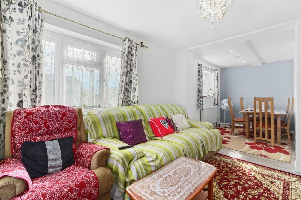 Additional image 2 of Otham Park, Hailsham