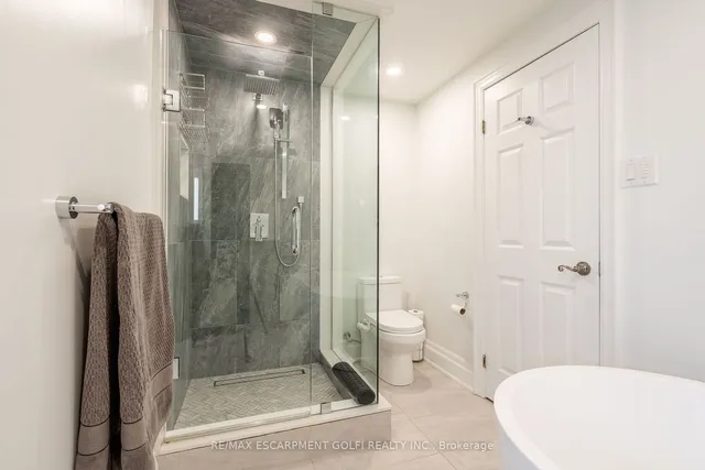 Additional image 21 of 158 Southpark Ave