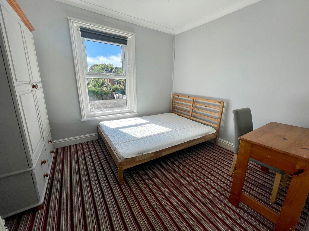 Additional image 9 of FIVE DOUBLE BEDROOM STUDENT HOUSE (P02821)