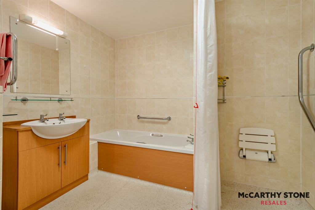 Additional image 14 of Cherrett Court, Ringwood Road, Ferndown, BH22 9FE