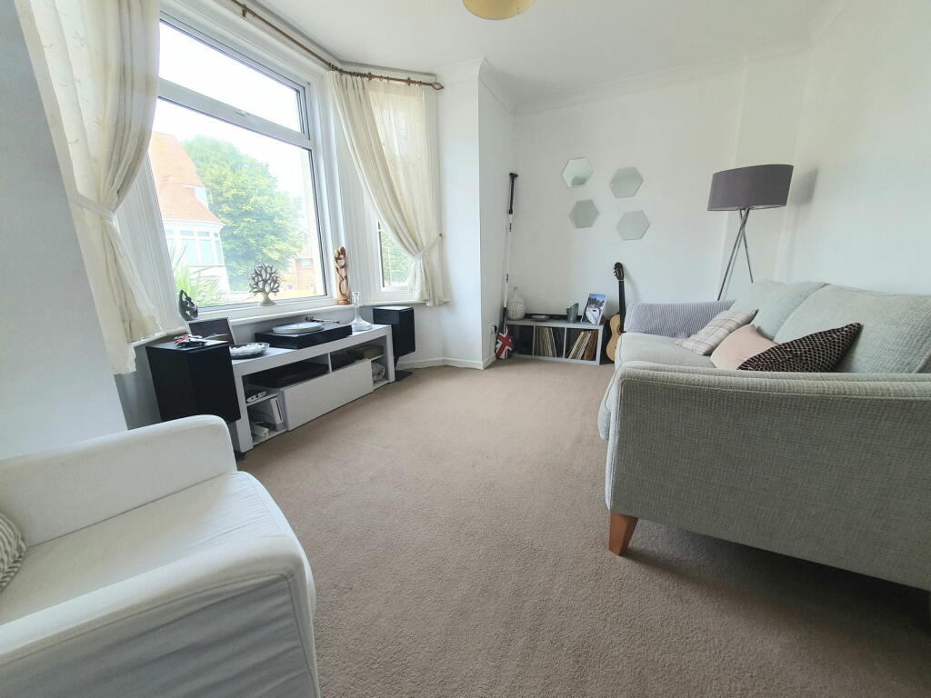 Sea Road, Boscombe, Bournemouth, BH5 1DF