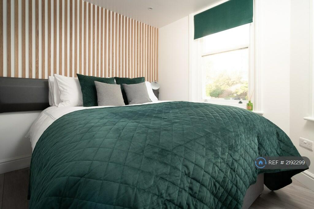 Additional image 4 of Lovely, Bournemouth, BH1