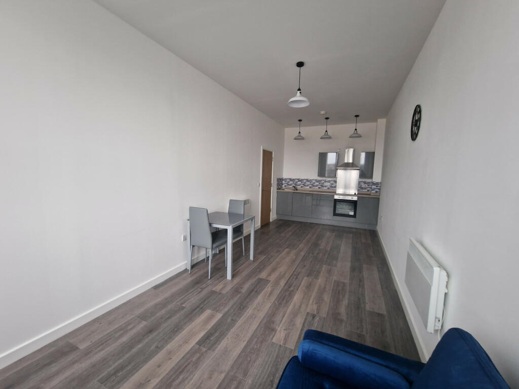 Additional image 10 of Card House, Bingley Road, Bradford, Yorkshire, BD9