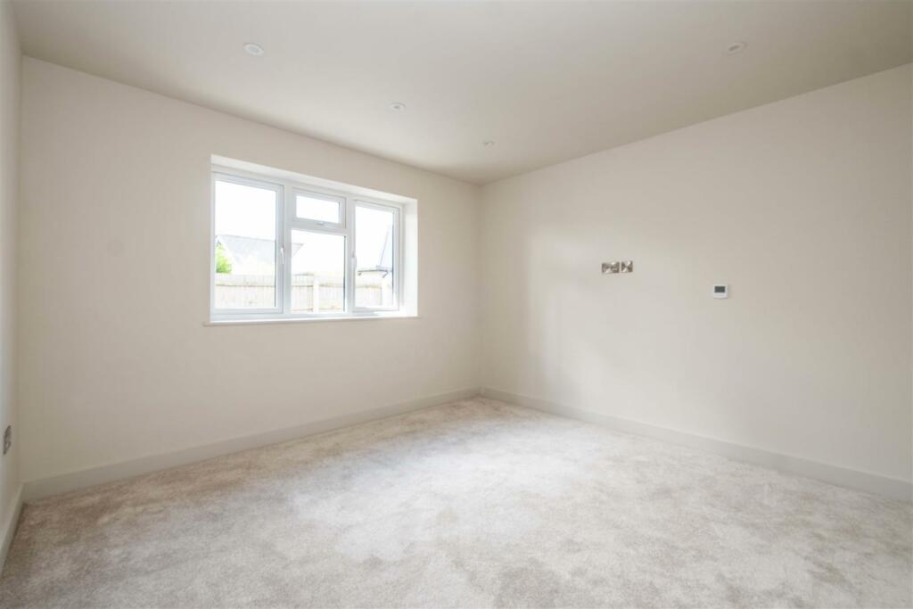 Additional image 7 of Woodlinken Drive, Verwood