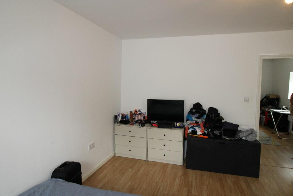Additional image 10 of 74 Seaside Flat 1, Eastbourne