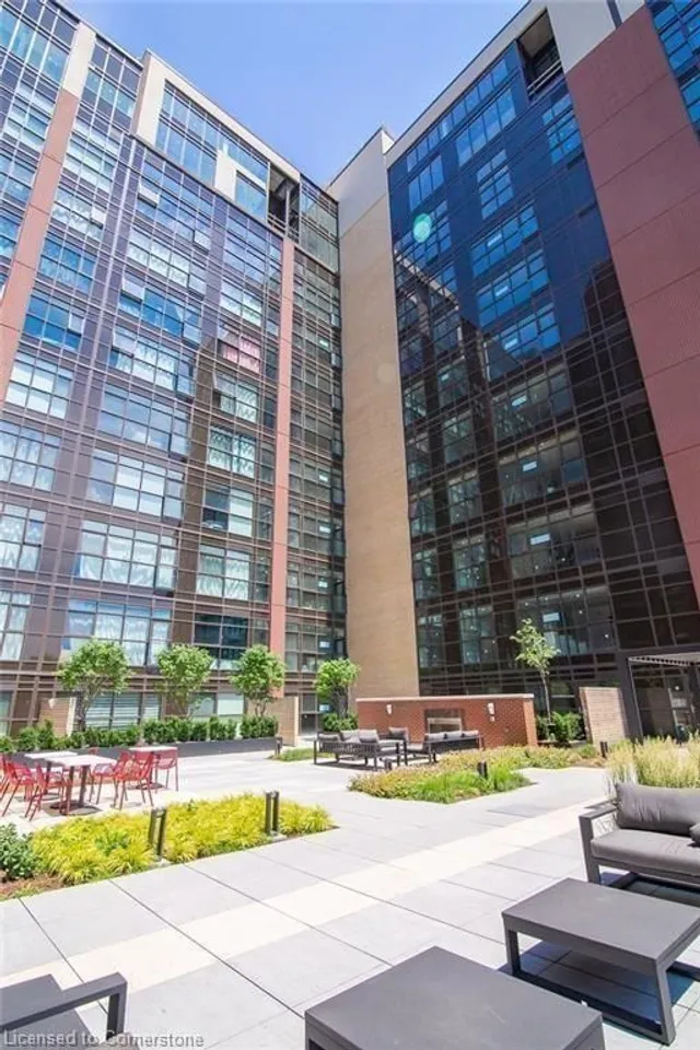 Additional image 22 of 118 King St Unit 1118