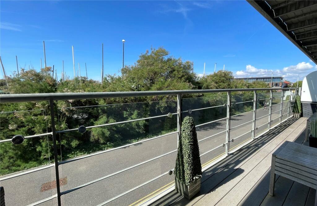 Additional image 17 of The Waterfront, Goring-by-Sea, Worthing, West Sussex, BN12