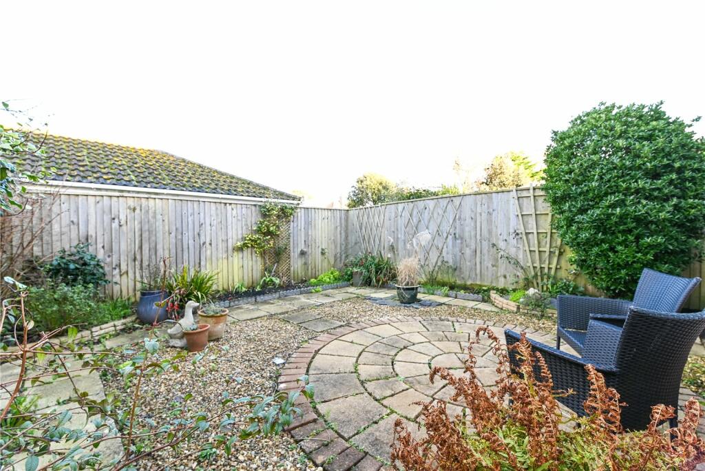 Additional image 12 of The Cottages, 2 Marine Drive, Barton on Sea, Hampshire, BH25