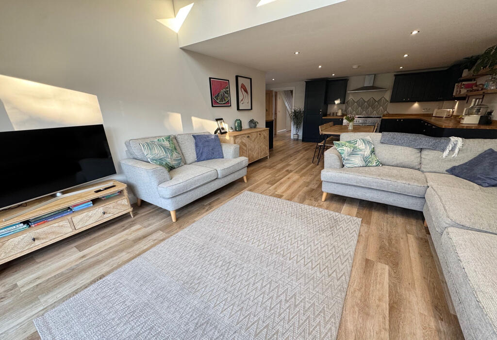Additional image 13 of Bankfield Road, Nab Wood, Shipley, West Yorkshire