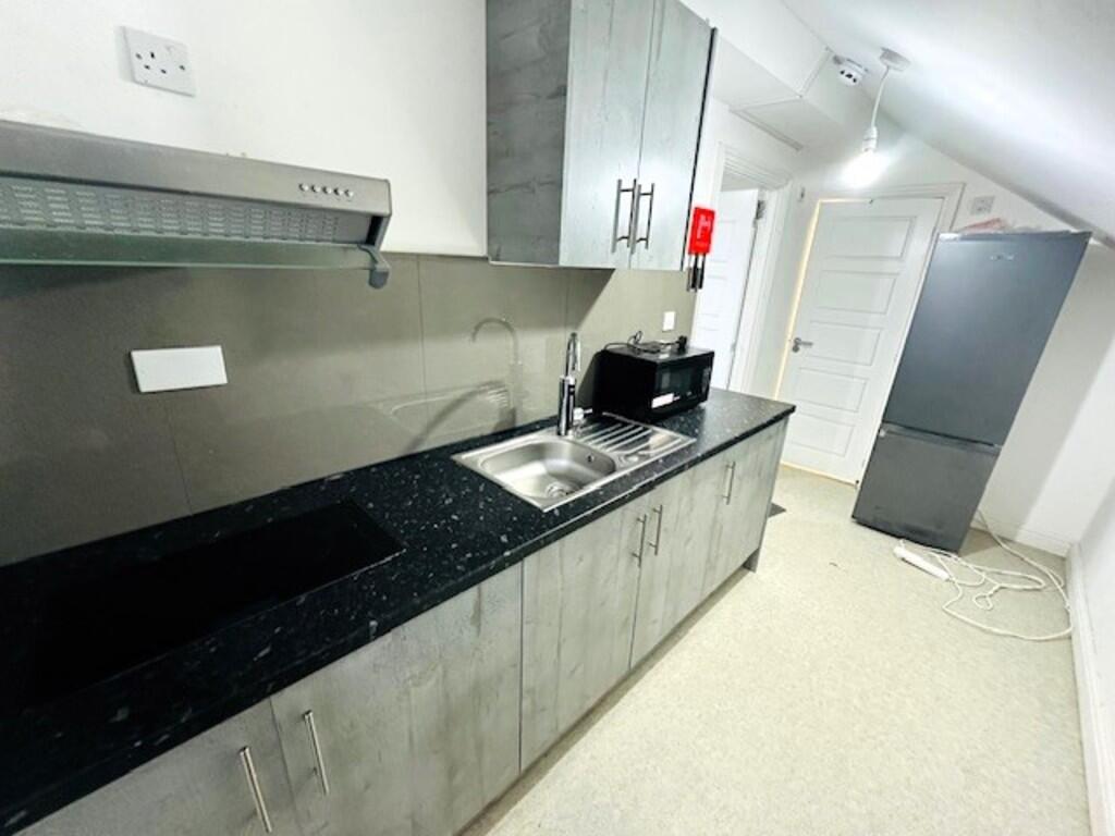 Additional image 9 of Flat 3, 4 Bertrand Road