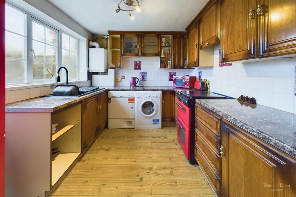 Additional image 18 of Lakelands Close, Eastbourne