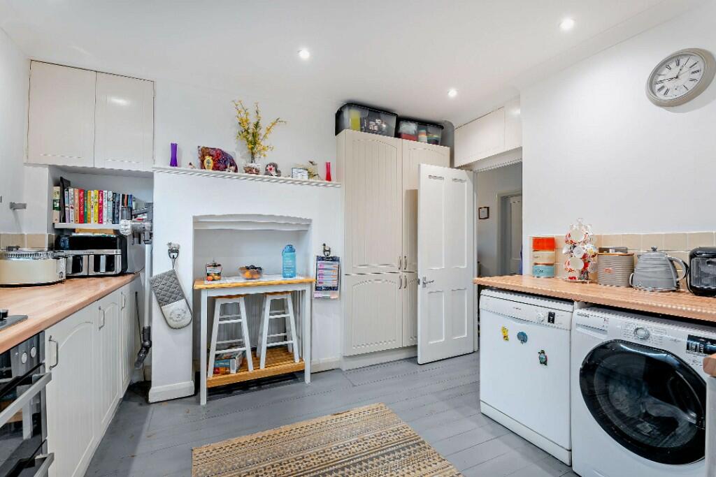 Additional image 6 of Lansdowne Road, Littlehampton, West Sussex, BN17