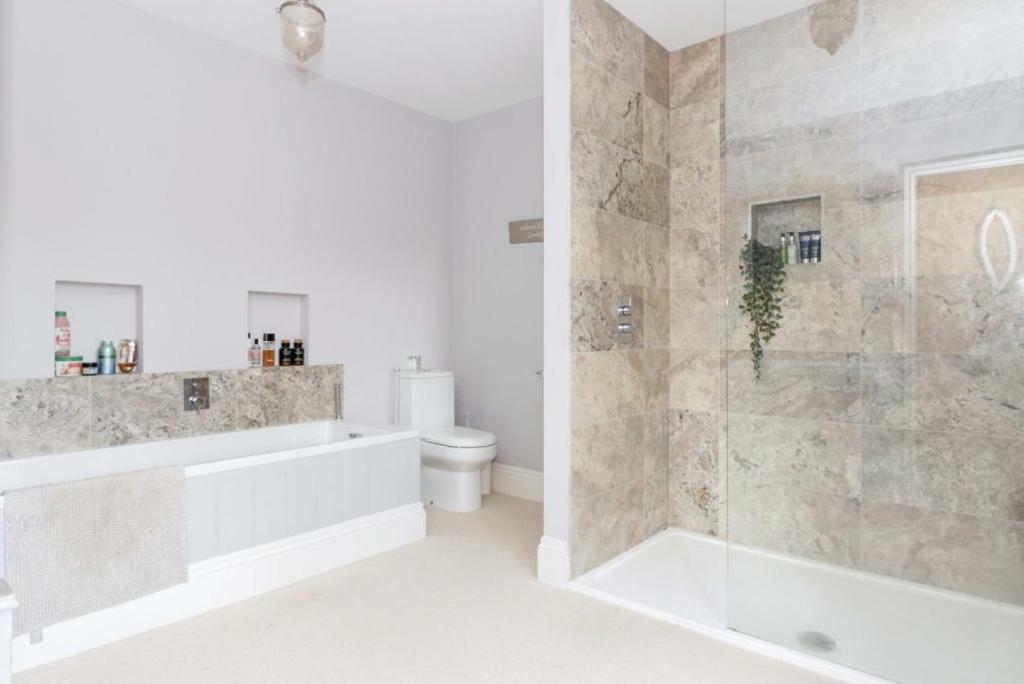 Additional image 13 of Shirley Drive, Hove, BN3 6NQ