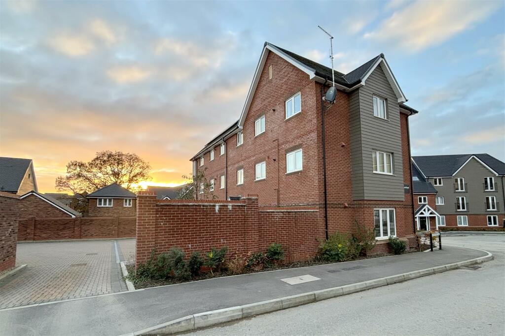 Additional image 9 of 11 Heathpoult Road, Verwood