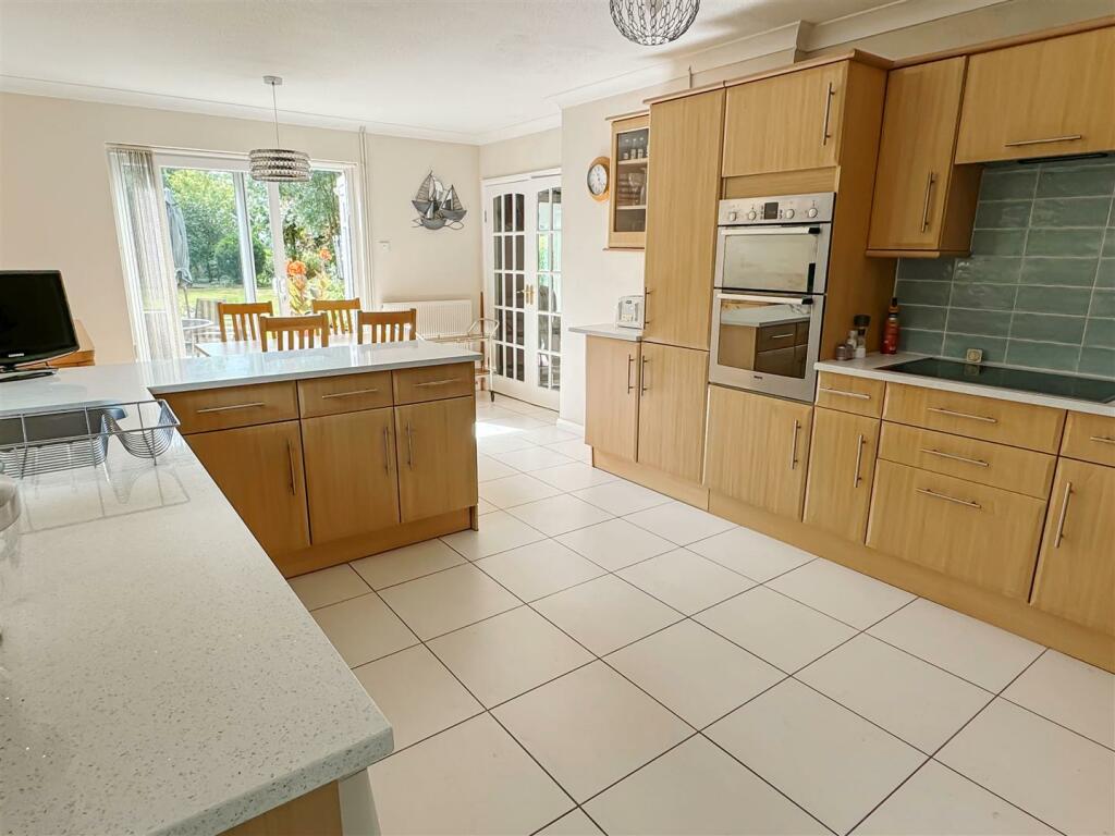 Additional image 6 of Horsemere Green Lane, Climping