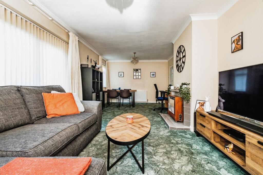 Additional image 21 of Fernhurst Drive, Goring-By-Sea, Worthing