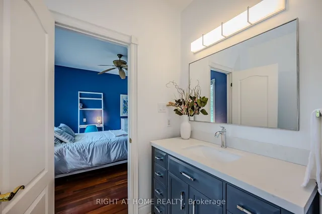 Additional image 19 of 10635 First Line