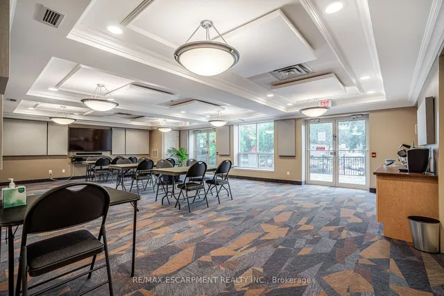 Additional image 39 of 1000 CREEKSIDE Dr Unit 605