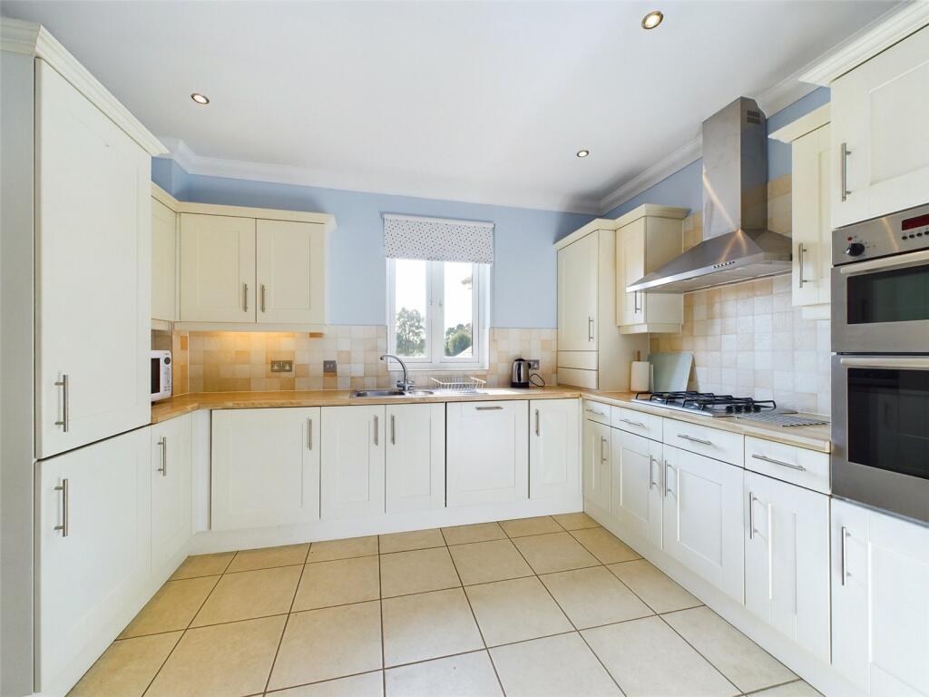 Additional image 3 of Avon Buildings, Christchurch, Dorset, BH23