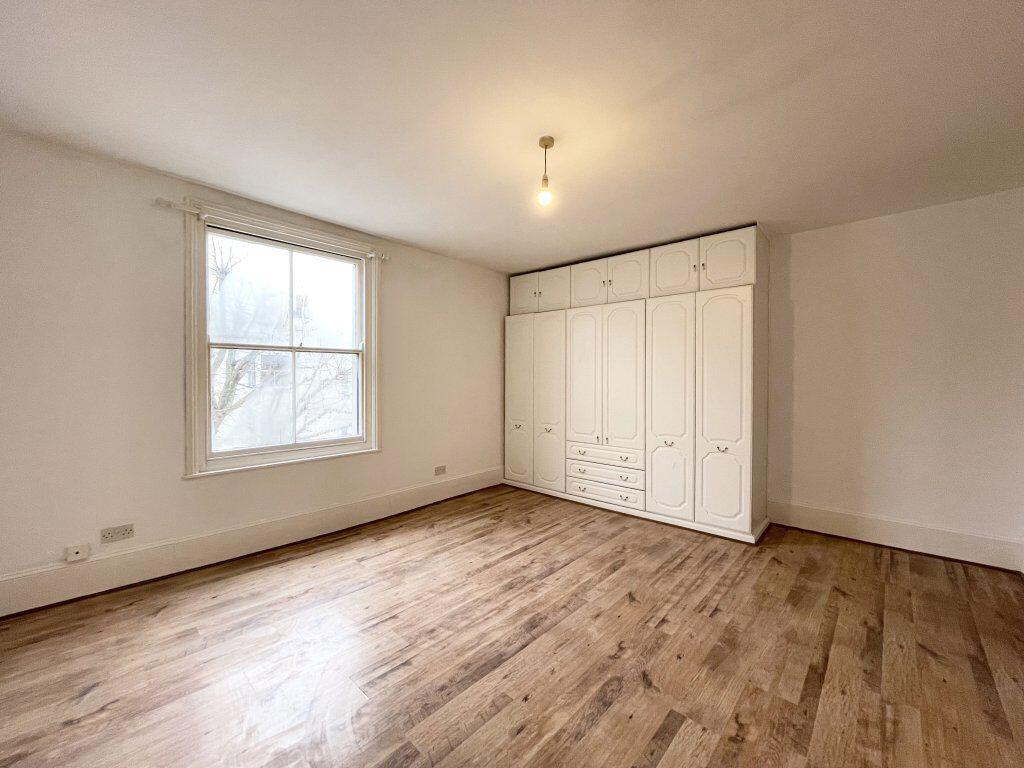 Additional image 12 of York Road - P1105