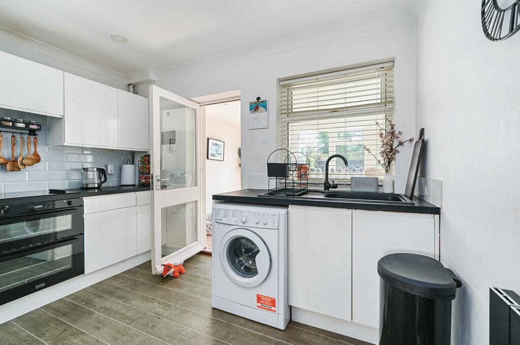 Additional image 6 of Eighth Avenue, Lancing, West Sussex, BN15